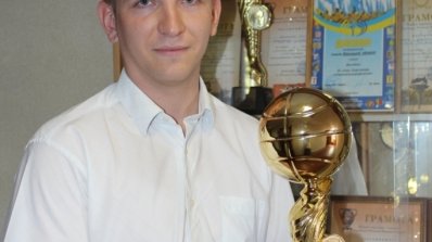 АТ «Вінницяобленерго» – особистий кабінет, передати покази лічильника, кол-центр 0 (800) 30-95-95 Наші спортсмени привезли кубки та грамоти ХІ літньої Спартакіади працівників енергетики та електротехнічної промисловості України_1