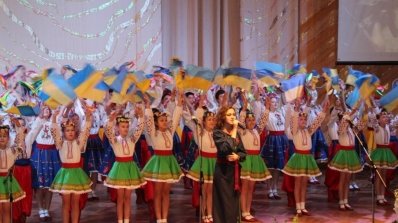 АТ «Вінницяобленерго» – personal account, transmit meter readings, call center 0 (800) 217-217 Благодійниками не народжуються, ними стають_1