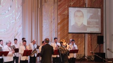 АТ «Вінницяобленерго» – personal account, transmit meter readings, call center 0 (800) 217-217 Благодійниками не народжуються, ними стають_5
