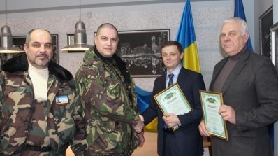 АТ «Вінницяобленерго» – особистий кабінет, передати покази лічильника, кол-центр 0 (800) 30-95-95 Допомога армії – святий обов'язок_1