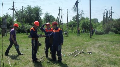 АТ «Вінницяобленерго» – особистий кабінет, передати покази лічильника, кол-центр 0 (800) 30-95-95 Найвправнішу бригаду електромонтерів - 2015 визначать у Бару_2