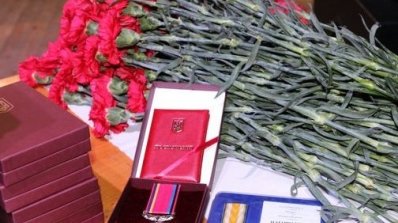 АТ «Вінницяобленерго» – особистий кабінет, передати покази лічильника, кол-центр 0 (800) 30-95-95 Андрій Поліщук взяв участь у заходах, присвячених Дню захисників Донецького летовища _10