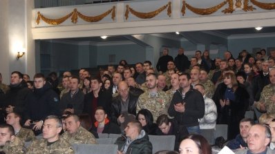 АТ «Вінницяобленерго» – особистий кабінет, передати покази лічильника, кол-центр 0 (800) 30-95-95 Андрій Поліщук взяв участь у заходах, присвячених Дню захисників Донецького летовища _11