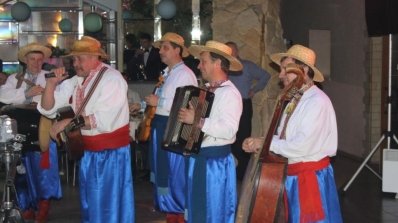 АТ «Вінницяобленерго» – особистий кабінет, передати покази лічильника, кол-центр 0 (800) 30-95-95 У їдальні Товариства - страви від Павла з наукою від Ектора_16