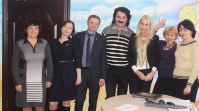 АТ «Вінницяобленерго» – особистий кабінет, передати покази лічильника, кол-центр 0 (800) 30-95-95 Зірка української естради відвідала енергетиків_4
