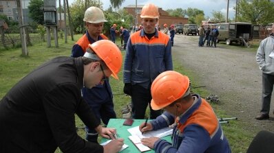 АТ «Вінницяобленерго» – особистий кабінет, передати покази лічильника, кол-центр 0 (800) 30-95-95 У Літині визначали кращих електромонтерів_14