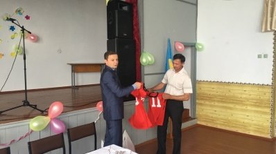 АТ «Вінницяобленерго» – особистий кабінет, передати покази лічильника, кол-центр 0 (800) 30-95-95 Андрій Поліщук привітав дітей зі святом_1