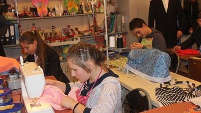 АТ «Вінницяобленерго» – особистий кабінет, передати покази лічильника, кол-центр 0 (800) 30-95-95 Подарували дітям радість_22