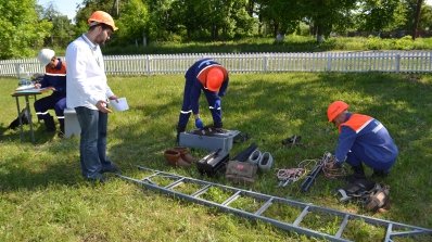 АТ «Вінницяобленерго» – особистий кабінет, передати покази лічильника, кол-центр 0 (800) 30-95-95 У Тульчині відбувся черговий етап змагань електромонтерів _4