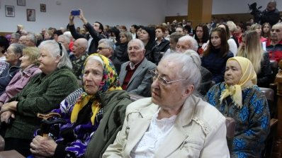 АТ «Вінницяобленерго» – особистий кабінет, передати покази лічильника, кол-центр 0 (800) 30-95-95 Енергетики вітали ветеранів_2