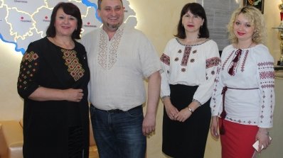 АТ «Вінницяобленерго» – особистий кабінет, передати покази лічильника, кол-центр 0 (800) 30-95-95 «Вишиванка - символ України, дзеркало народної душі»_2