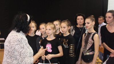 АТ «Вінницяобленерго» – особистий кабінет, передати покази лічильника, кол-центр 0 (800) 30-95-95 Енергетики підтримали Чемпіонат України з художньої гімнастики_15