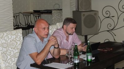 АТ «Вінницяобленерго» – особистий кабінет, передати покази лічильника, кол-центр 0 (800) 30-95-95 Енергетики обговорили нагальні питання своєї роботи_15