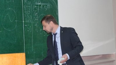 АТ «Вінницяобленерго» – особистий кабінет, передати покази лічильника, кол-центр 0 (800) 30-95-95 Андрій Поліщук відвідав рідну альма–матер_4