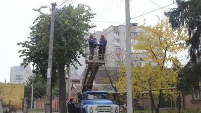 АТ «Вінницяобленерго» – особистий кабінет, передати покази лічильника, кол-центр 0 (800) 30-95-95 Один день з життя енергетиків _4