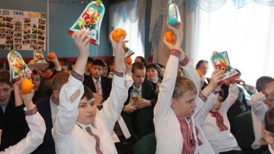 АТ «Вінницяобленерго» – особистий кабінет, передати покази лічильника, кол-центр 0 (800) 30-95-95 Енергетики відвідали вихованців Прибузької школи-інтернату_10