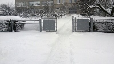АТ «Вінницяобленерго» – особистий кабінет, передати покази лічильника, кол-центр 0 (800) 30-95-95 Вінниччину засніжує, є пошкодження електроліній, усуваються наслідки._3