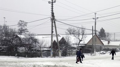 АТ «Вінницяобленерго» – особистий кабінет, передати покази лічильника, кол-центр 0 (800) 30-95-95 Вінниччину засніжує, є пошкодження електроліній, усуваються наслідки._11