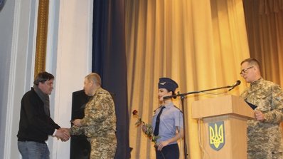АТ «Вінницяобленерго» – особистий кабінет, передати покази лічильника, кол-центр 0 (800) 30-95-95 Вшанування захисників України - справа свята_7