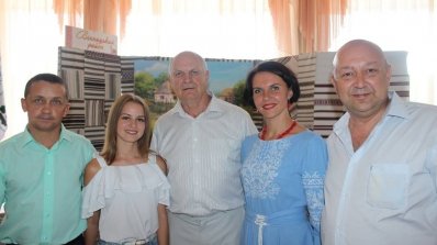 АТ «Вінницяобленерго» – особистий кабінет, передати покази лічильника, кол-центр 0 (800) 30-95-95 Енергетики взяли участь в урочистостях з нагоди державних свят_17