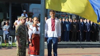 АТ «Вінницяобленерго» – особистий кабінет, передати покази лічильника, кол-центр 0 (800) 30-95-95 Енергетики взяли участь в урочистостях з нагоди державних свят_2