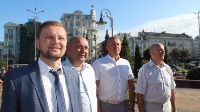 АТ «Вінницяобленерго» – особистий кабінет, передати покази лічильника, кол-центр 0 (800) 30-95-95 Енергетики взяли участь в урочистостях з нагоди державних свят_4
