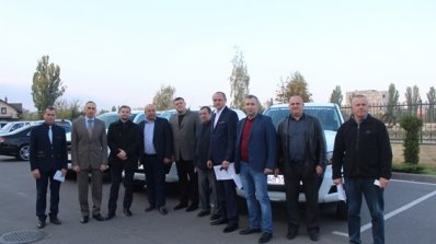 АТ «Вінницяобленерго» – особистий кабінет, передати покази лічильника, кол-центр 0 (800) 30-95-95 6 нових автомобілів отримали енергетики районних електромереж_11