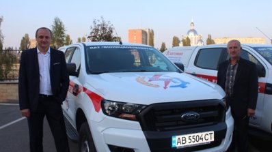 АТ «Вінницяобленерго» – особистий кабінет, передати покази лічильника, кол-центр 0 (800) 30-95-95 6 нових автомобілів отримали енергетики районних електромереж_15