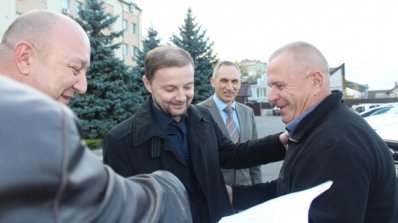АТ «Вінницяобленерго» – особистий кабінет, передати покази лічильника, кол-центр 0 (800) 30-95-95 6 нових автомобілів отримали енергетики районних електромереж_6