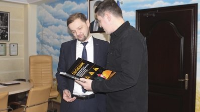 АТ «Вінницяобленерго» – особистий кабінет, передати покази лічильника, кол-центр 0 (800) 30-95-95 Новий посібник, як допомога в роботі_1