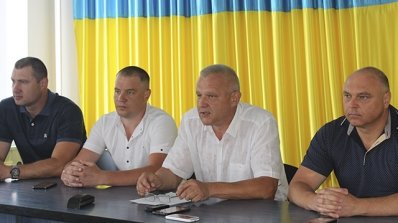 АТ «Вінницяобленерго» – особистий кабінет, передати покази лічильника, кол-центр 0 (800) 30-95-95 «У єдиної команди не має бути окремих завдань»._3