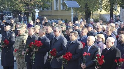 АТ «Вінницяобленерго» – особистий кабінет, передати покази лічильника, кол-центр 0 (800) 30-95-95 Пам’ять поколінь не стерти, у ній - ніхто не забутий…_1