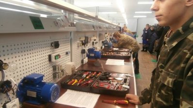 АТ «Вінницяобленерго» – особистий кабінет, передати покази лічильника, кол-центр 0 (800) 30-95-95 Де отримати професію електромонтера?_2