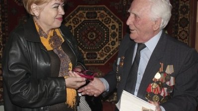 АТ «Вінницяобленерго» – особистий кабінет, передати покази лічильника, кол-центр 0 (800) 30-95-95 Шануймо ветеранів! Низький їм уклін._2