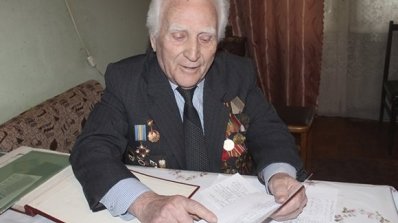 АТ «Вінницяобленерго» – особистий кабінет, передати покази лічильника, кол-центр 0 (800) 30-95-95 Шануймо ветеранів! Низький їм уклін._3