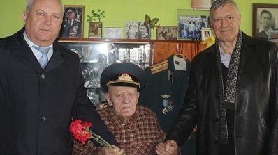 АТ «Вінницяобленерго» – особистий кабінет, передати покази лічильника, кол-центр 0 (800) 30-95-95 Шануймо ветеранів! Низький їм уклін._1