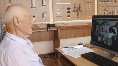 АТ «Вінницяобленерго» – особистий кабінет, передати покази лічильника, кол-центр 0 (800) 30-95-95 Карантин навчанню – указ, але не завада._7