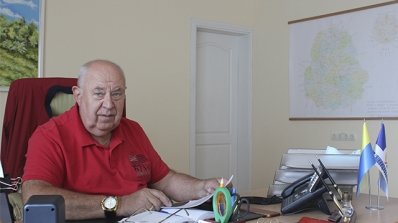 АТ «Вінницяобленерго» – особистий кабінет, передати покази лічильника, кол-центр 0 (800) 30-95-95 Карантин навчанню – указ, але не завада._1
