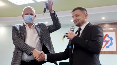 АТ «Вінницяобленерго» – особистий кабінет, передати покази лічильника, кол-центр 0 (800) 30-95-95 Влада Вінниччини привітала обленергівців з професійним святом_10