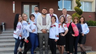 АТ «Вінницяобленерго» – особистий кабінет, передати покази лічильника, кол-центр 0 (800) 30-95-95 Вишиванка - символ України, наш генетичний код._3