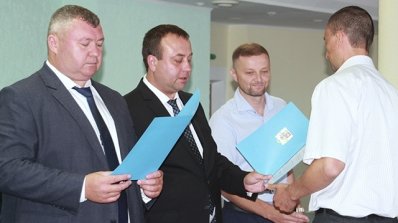 АТ «Вінницяобленерго» – особистий кабінет, передати покази лічильника, кол-центр 0 (800) 30-95-95 Влада Вінниччини відзначила працю енергетиків та привітала зі святами._12