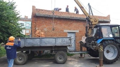 АТ «Вінницяобленерго» – особистий кабінет, передати покази лічильника, кол-центр 0 (800) 30-95-95 НІ ВІЙНА, НІ ПЕКЕЛЬНА ЛІТНЯ СПЕКА НЕ Є ПЕРЕШКОДОЮ ДЛЯ РОБОТИ ЕНЕРГЕТИКІВ._3