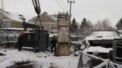 АТ «Вінницяобленерго» – особистий кабінет, передати покази лічильника, кол-центр 0 (800) 30-95-95 Будні наших ремонтників_4