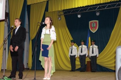 АТ «Вінницяобленерго» – особистий кабінет, передати покази лічильника, кол-центр 0 (800) 30-95-95 Привітання з Днем прикордонника!_0