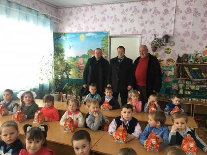 АТ «Вінницяобленерго» – особистий кабінет, передати покази лічильника, кол-центр 0 (800) 30-95-95 Андрій Поліщук привітав малят зі святом Святого Миколая_0