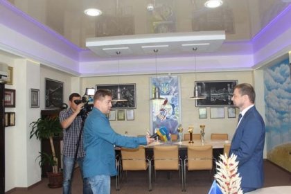 АТ «Вінницяобленерго» – особистий кабінет, передати покази лічильника, кол-центр 0 (800) 30-95-95 Андрій Поліщук дав інтерв’ю каналу «Україна»_0