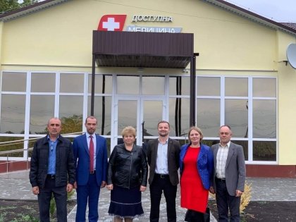 АТ «Вінницяобленерго» – особистий кабінет, передати покази лічильника, кол-центр 0 (800) 30-95-95 Праця енергетиків у допомогу громаді та медикам._0