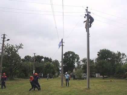 АТ «Вінницяобленерго» – особистий кабінет, передати покази лічильника, кол-центр 0 (800) 30-95-95 Про зональні змагання бригад електромонтерів розподільчих мереж._0