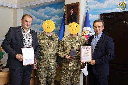 АТ «Вінницяобленерго» – personal account, transmit meter readings, call center 0 (800) 217-217 Благодійність, перевірена війно_0